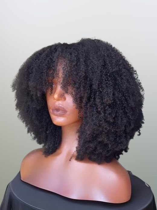 NOUR - BOB WIG WITH FRINGES KINKY CURLY